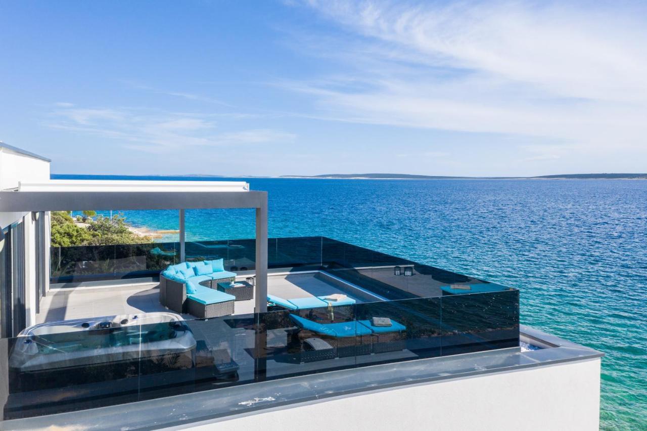 Mediteran Luxury Penthouse With Jacuzzi Mandre Exteriör bild