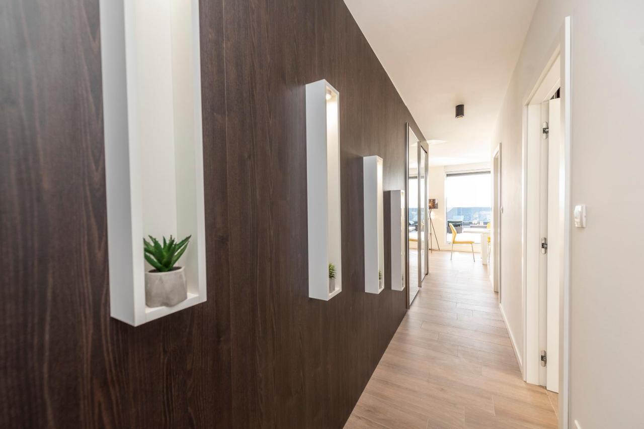 Mediteran Luxury Penthouse With Jacuzzi Mandre Exteriör bild